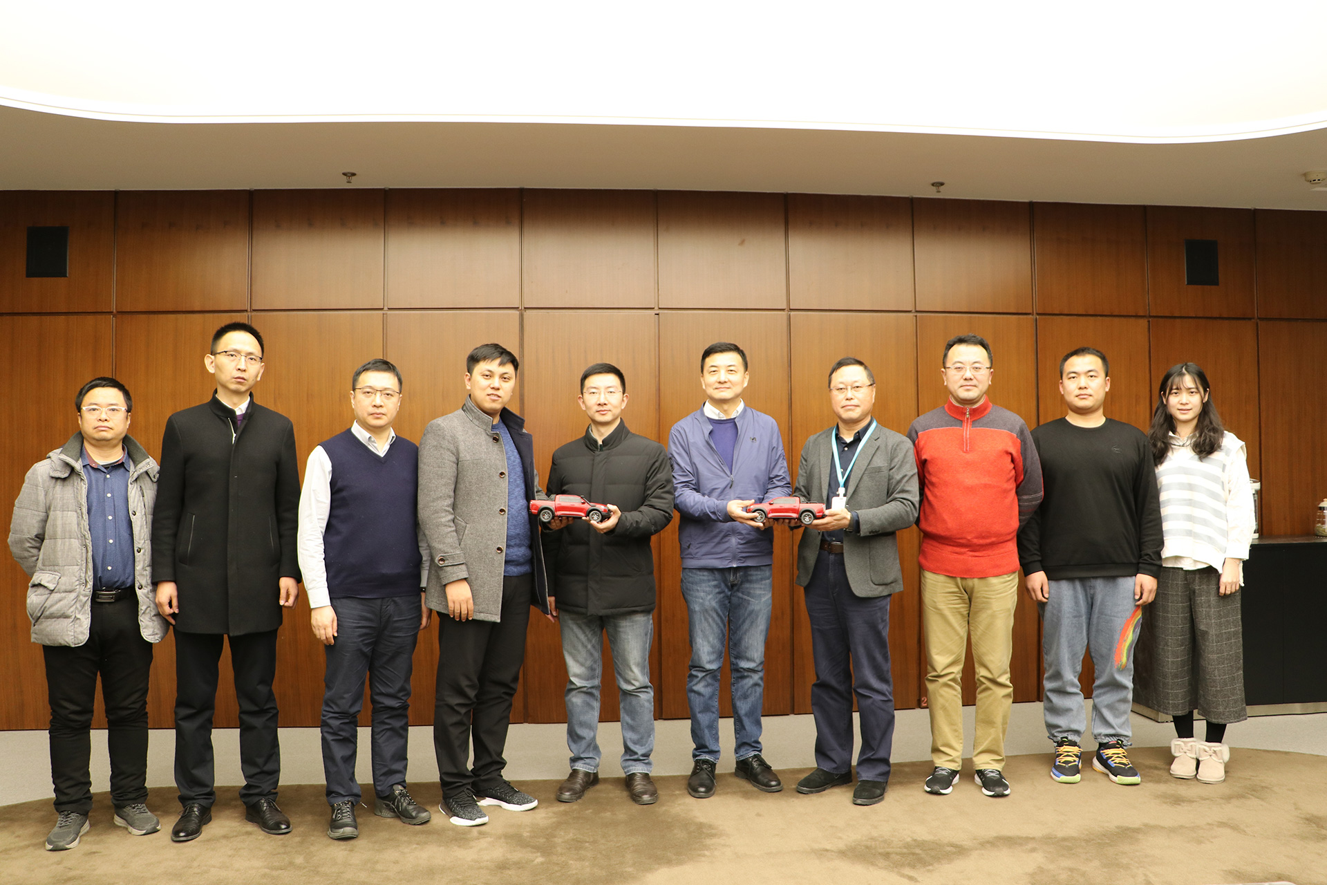 FTXT, HBIS and AT&M Environmental Engineering Technology Gathered to Discuss Hydrogen Fuel Cell Vehicle Cooperation.